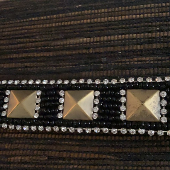 Fancy Skemo Hand Clutch - Picture 3 of 3